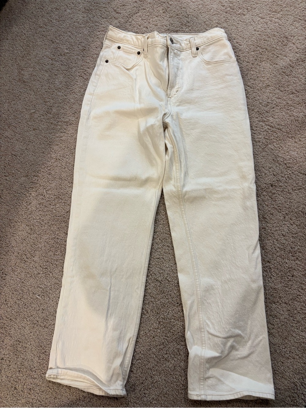 Abercrombie The 90s Straight Ultra High Rise Jeans